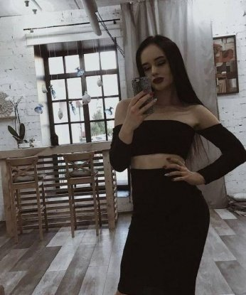 Со мной ты окунешься в мир наслаждения и безудержного удовольствия. Я умею доставлять незабываемые эмоции своим мастерством и опытом. Сочетание нежности и страсти в моих объятиях заставит тебя забыть обо всем на свете. В моем арсенале широкий выбор услуг, которые ты сможешь оценить на вкус. Обещаю, ты останешься доволен и захочешь вернуться ко мне снова и снова. У меня есть отличные отзывы, которые подтверждают мою безупречность. Все фото настоящие и соответствуют действительности. Жду, чтобы предложить тебе незабываемые моменты удовольствия. ✨💋🔥 Марина